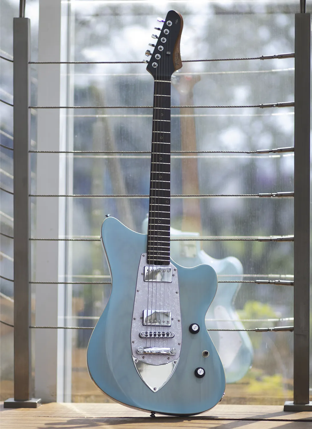 Tagima Cosmos Oasis chitarra elettrica Blue Burst humbucker