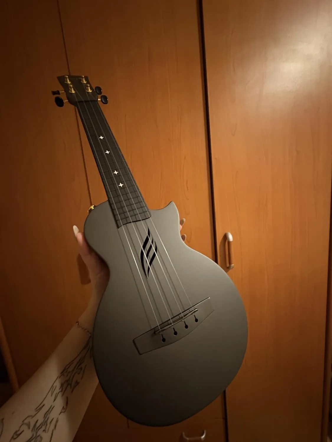 Enya Nova U ukulele concerto 23 pollici bianco carbonio