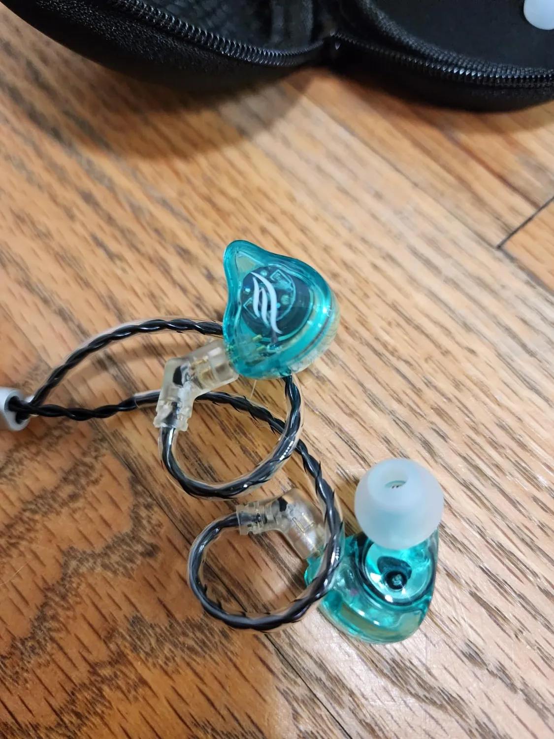 Enya EMH-02 auricolari monitor in-ear neri NEXG2